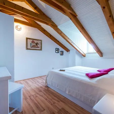 Tatil Evi Doris *